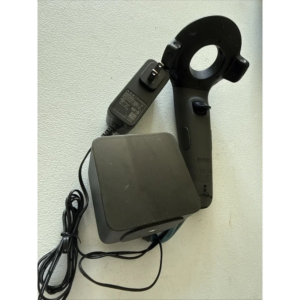 HTC Vive Base Station 1.0 Sensor & SteamVR Controller 2PR8100 Black